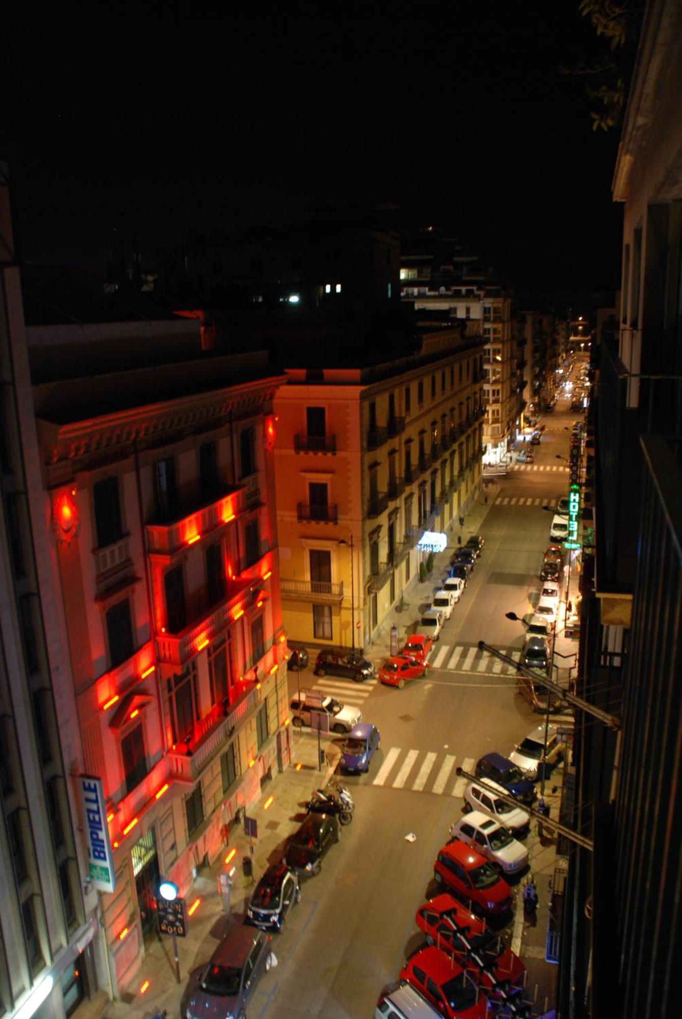 Maxim Bed and Breakfast Palermo Exteriör bild
